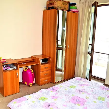 Amadeus 3 One-bedroom Eh Sunny Beach